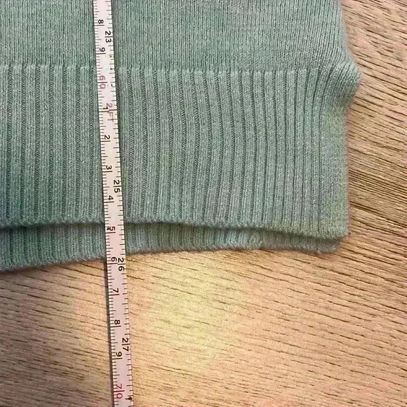 Carolyn Taylor Light Blue Scoop Neck Sweater Size L - Picture 8 of 9